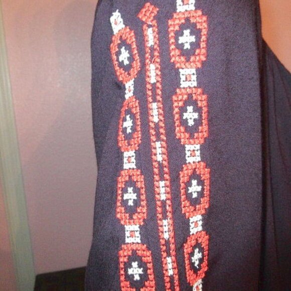 Karen Kane Tunic Top Size XL Embroidered Asymmetrical 3/4 Sleeves Boho Peasant - Picture 4 of 7